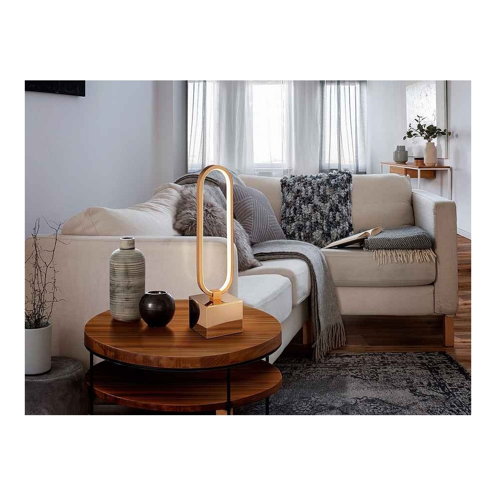 Newness in Envelope led modeled gold COLETTE SCHULLER